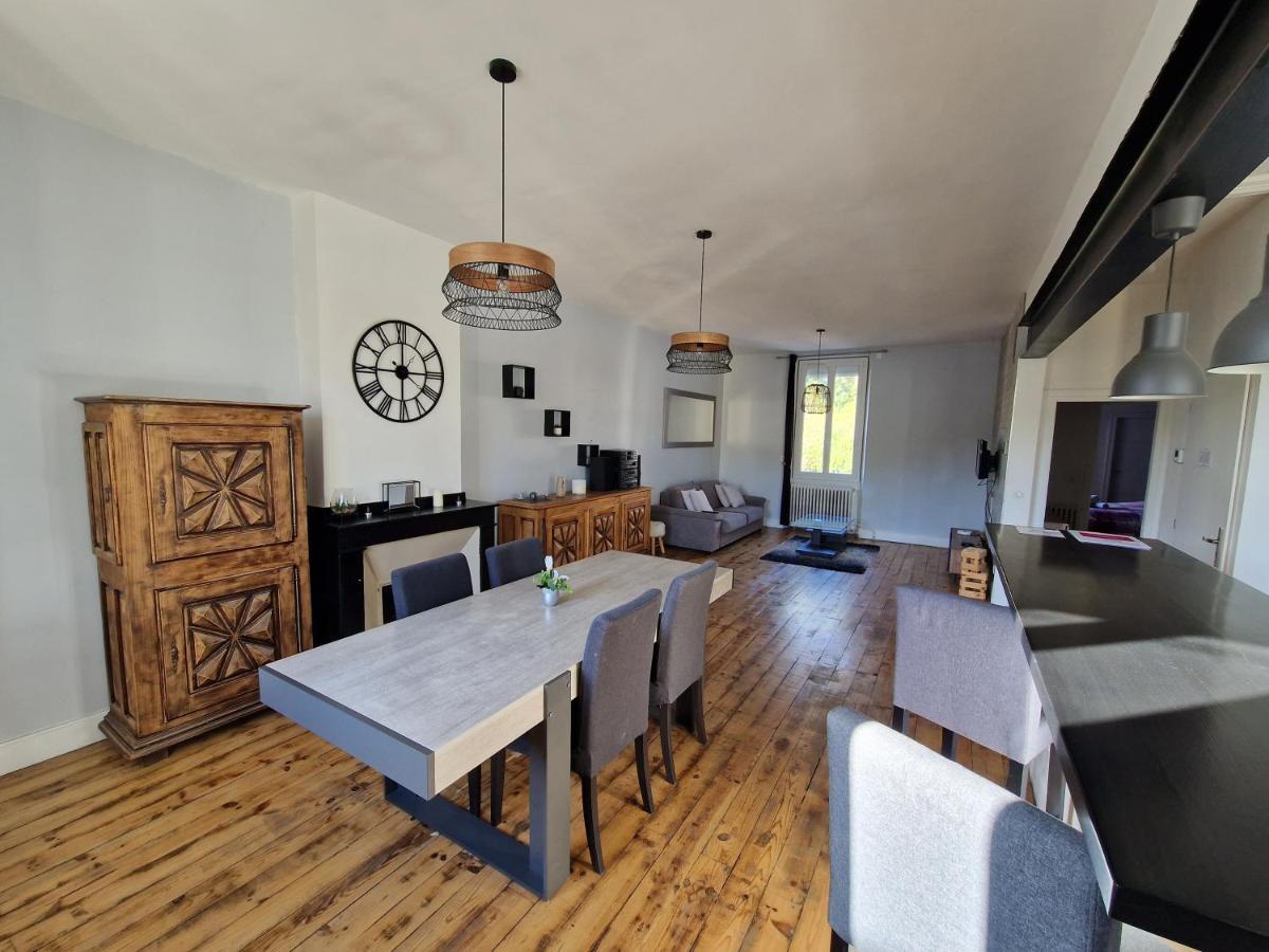 Appartement Spacieux, Wifi ,Cafe A Volonte Blaye-Les-Mines Exterior foto